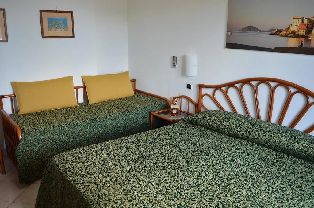 Albergo Le Briciole Bagno-Sprizze 3*,