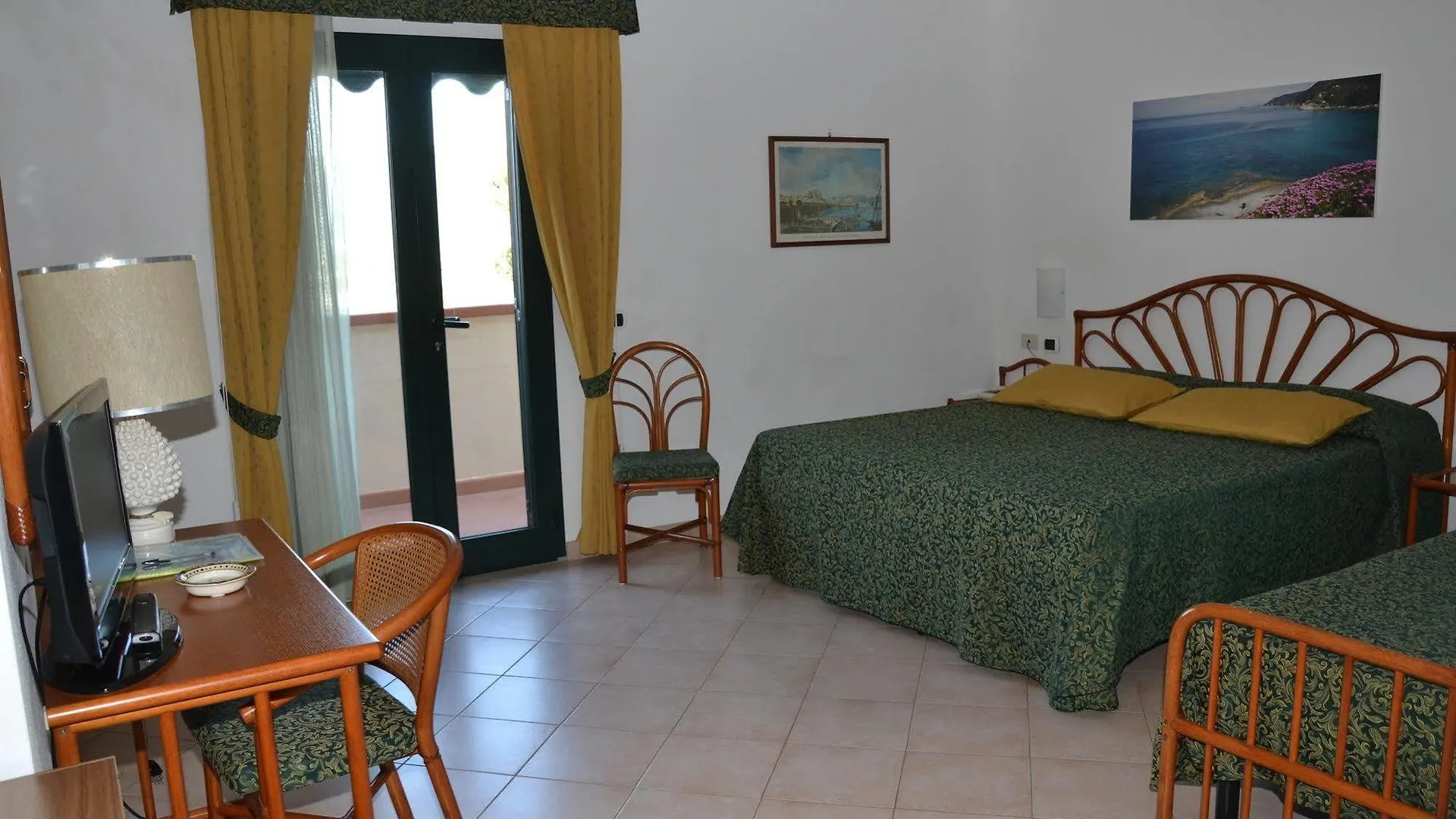 Albergo Le Briciole Bagno-Sprizze Hotel